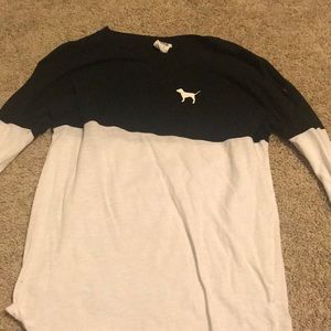 VICTORIA’s SECREt PINK LONG SLEEVE